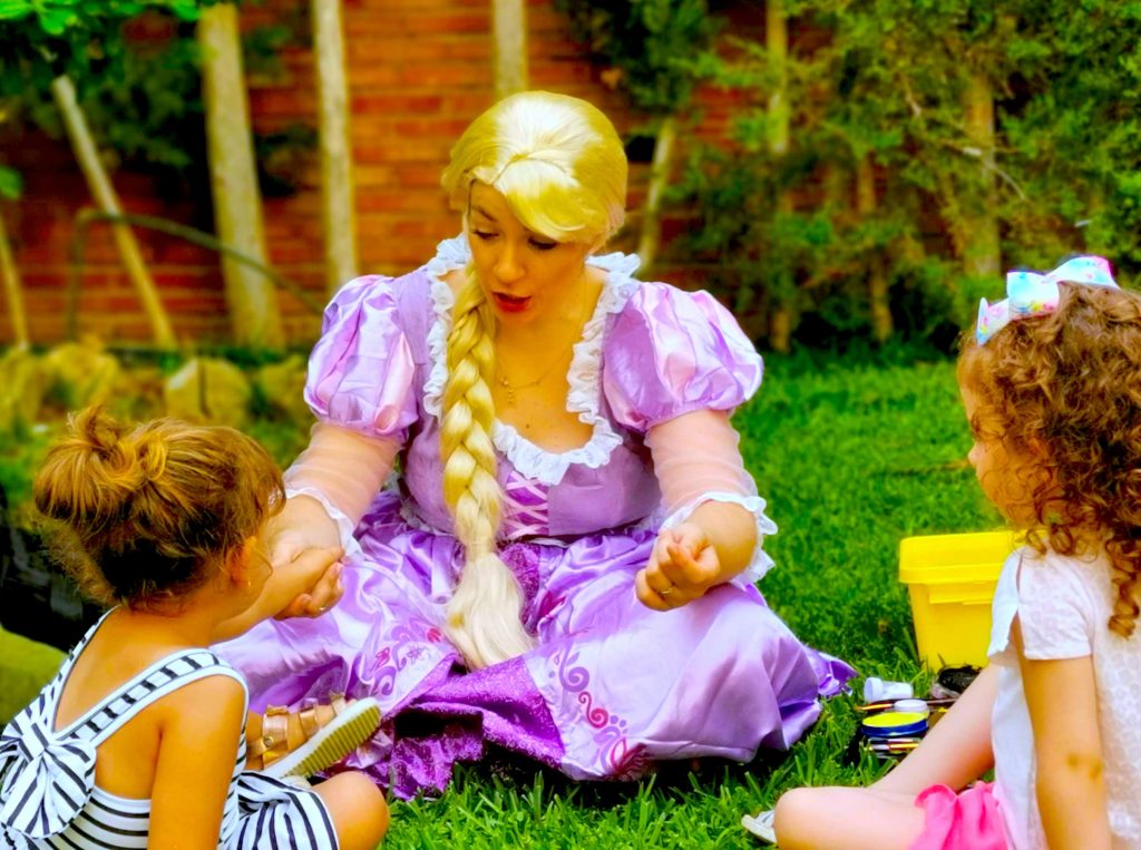 animaciones infantiles con rapunzel